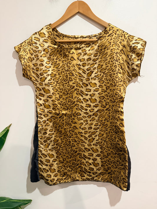 Brand Unknown Animal Print Top - 44cm u/arm