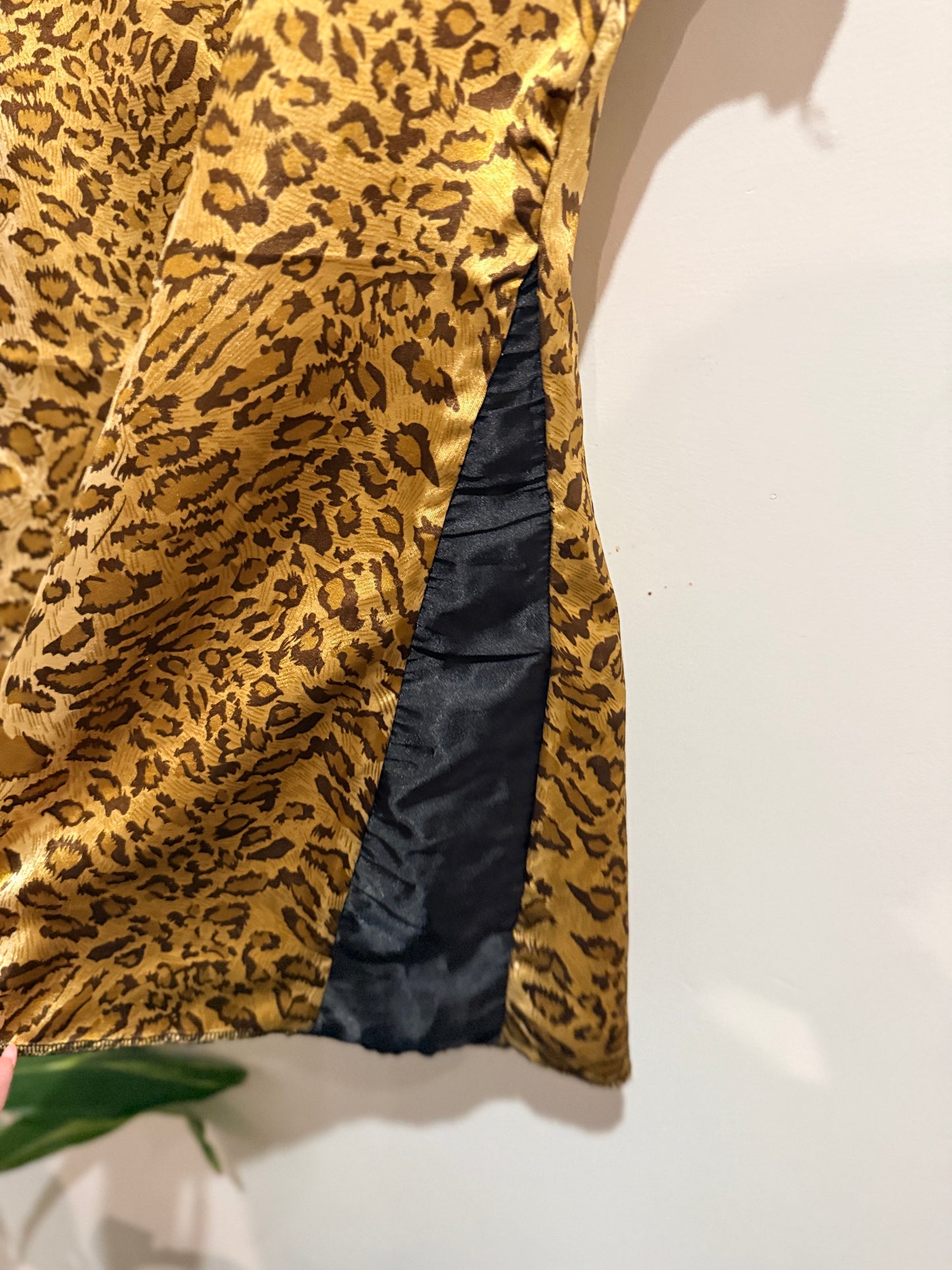 Brand Unknown Animal Print Top - 44cm u/arm