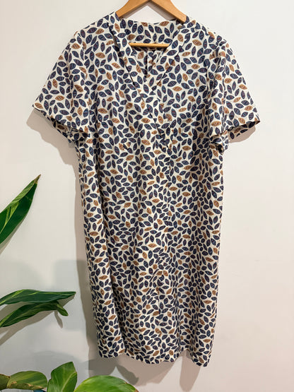 Brand Unknown Leaf Print Shift Dress - 56cm u/arm