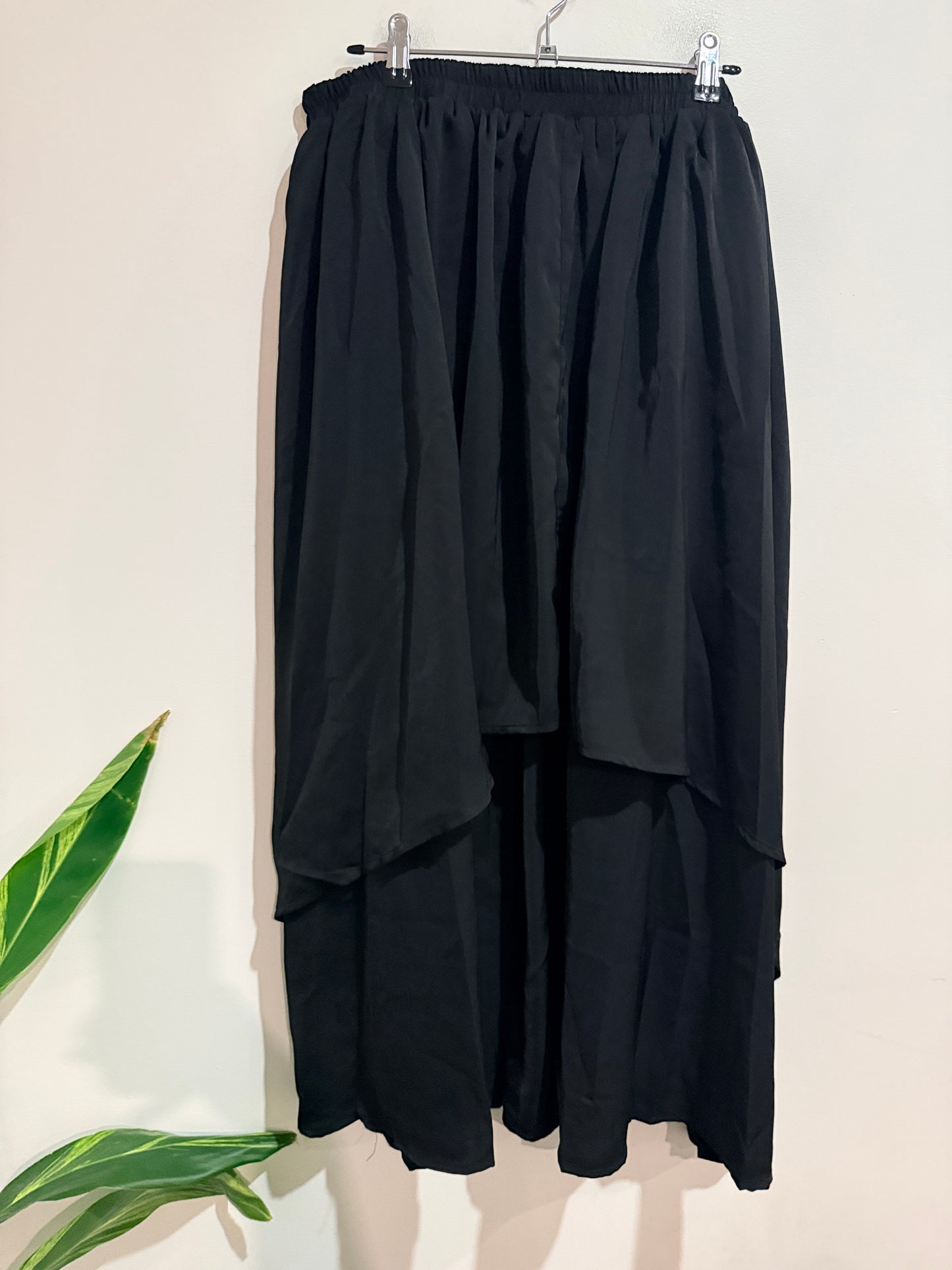 Brand Unknown Black Overlay Skirt - 90cm Waist