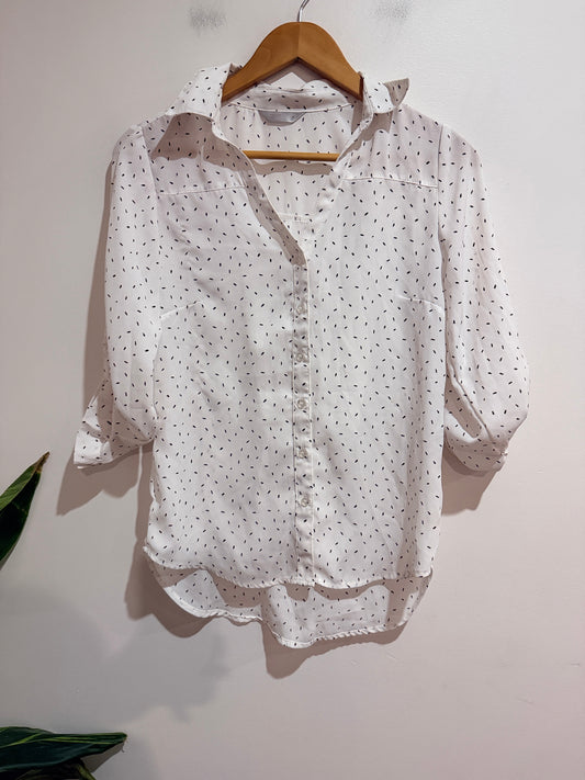 Spirit White Speckle Print Button-Up Blouse - 8