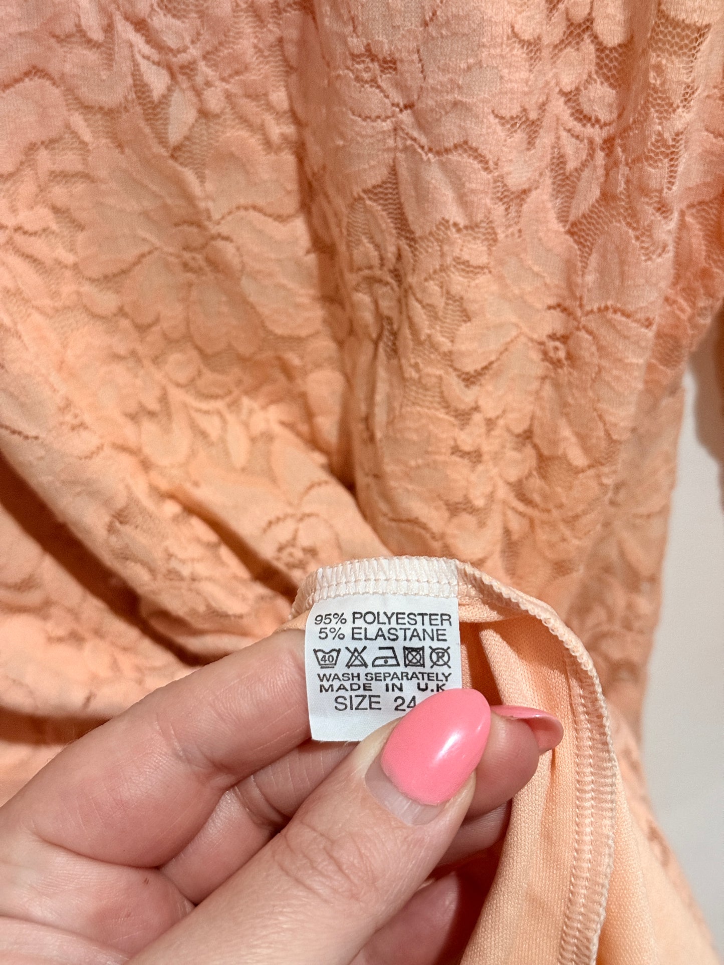 Club L Peach Floral Lace Dress - 60cm u/arm