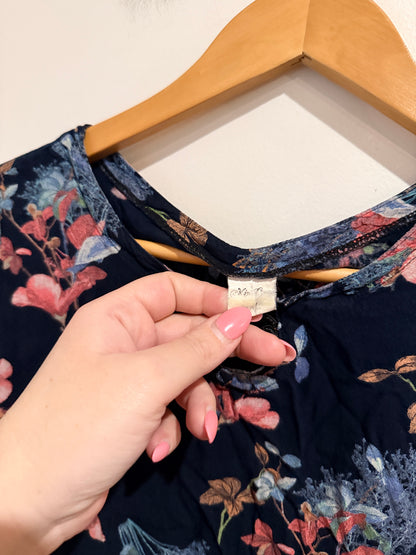 Brand Unknown Navy Floral Print Top - 50cm u/arm