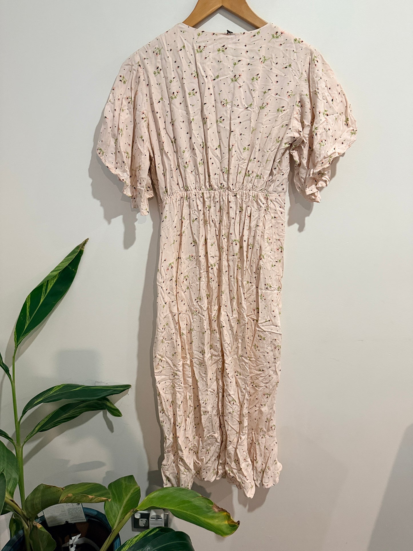 Brand Unknown Light Pink Floral Wrap Midi Dress - 45cm u/arm