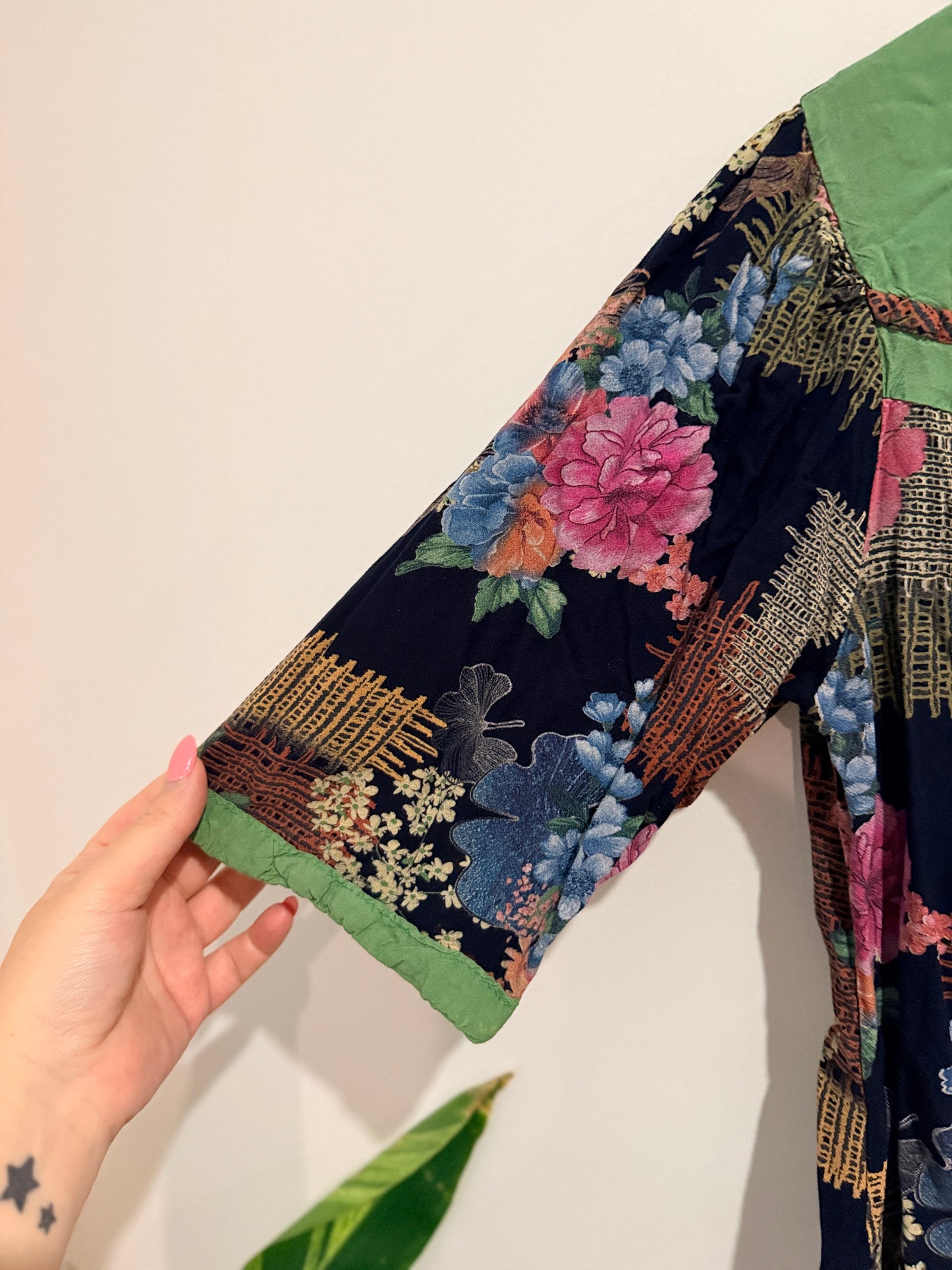 Dot Dot Floral Print Blouse - 54cm u/arm