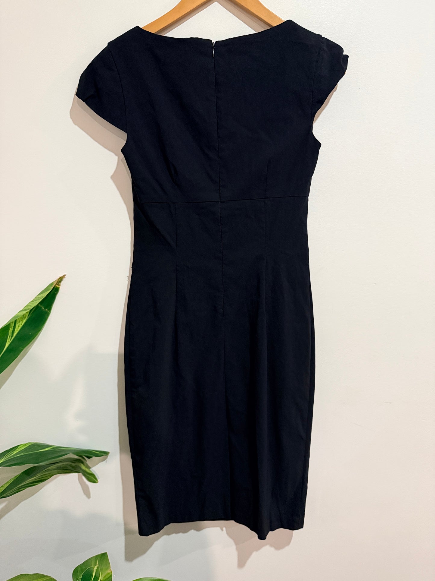 Veronika Maine Sheath Dress Size 8