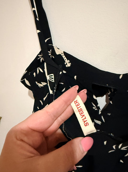Sylvester (NZ Made) Camisole Top Size M