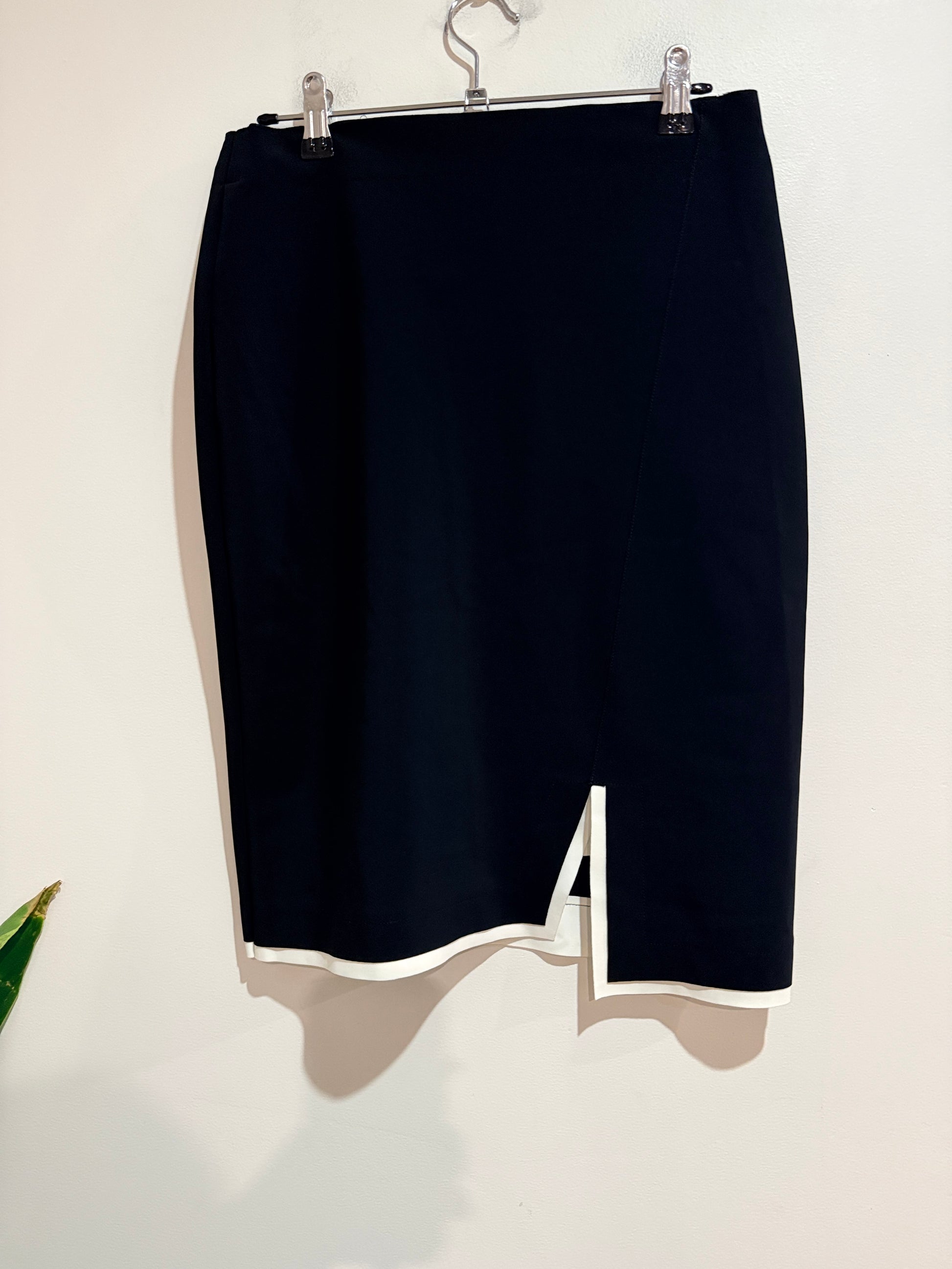 Paula Ryan (NZ Made) Midi Skirt Size S