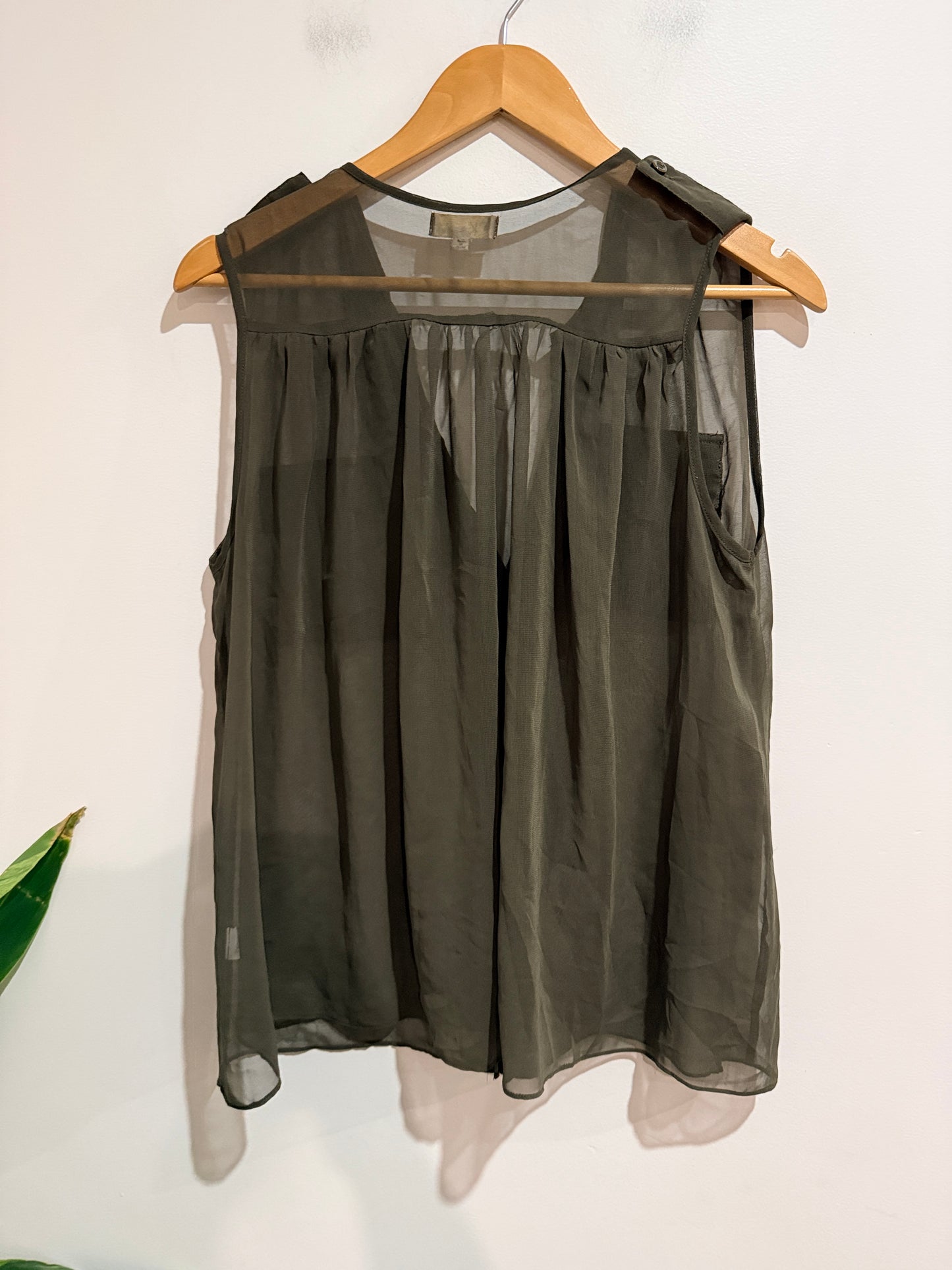 Ketz-ke Sleeveless Collared Top Size 10