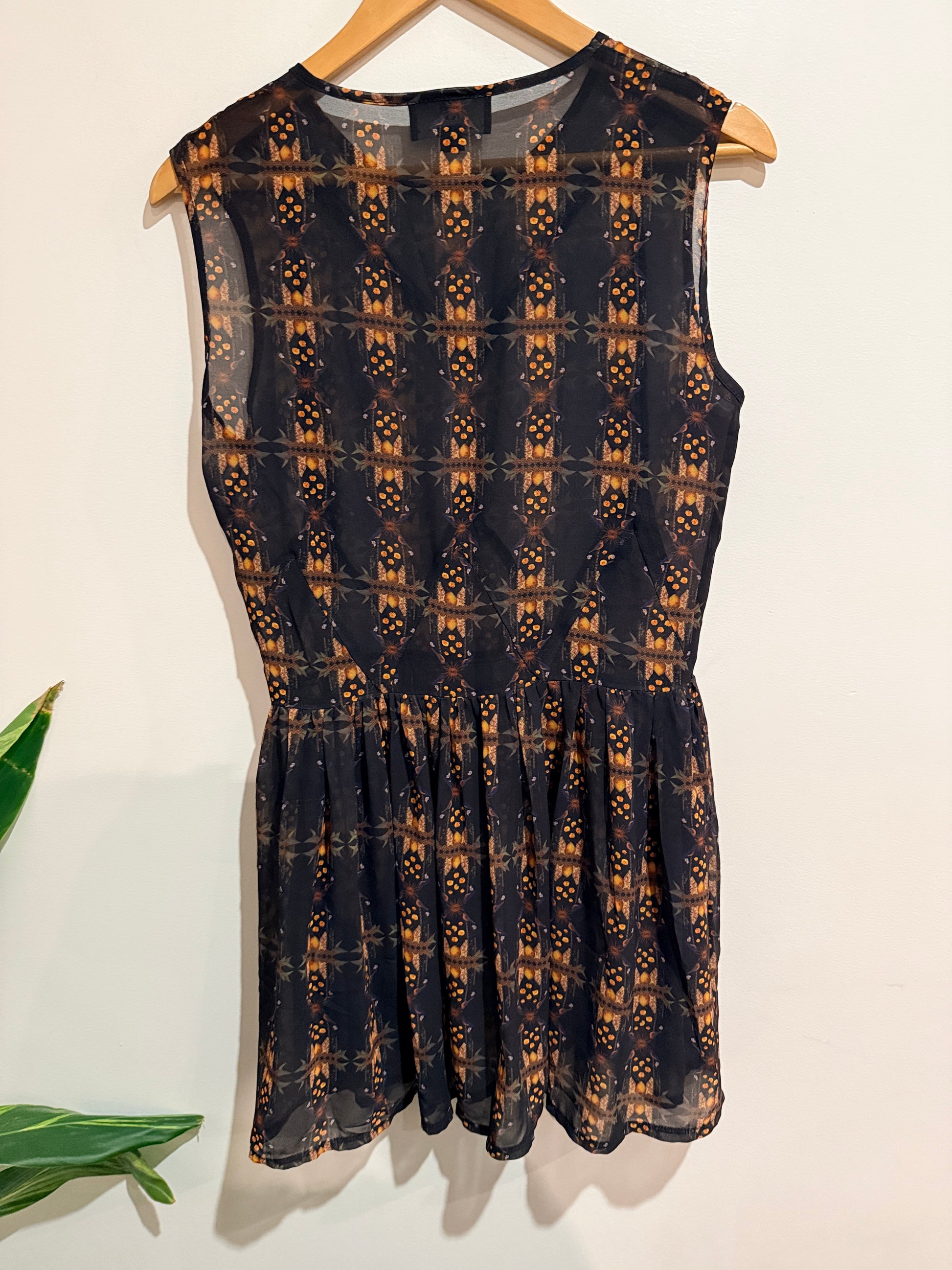 Riddlemethis (NZ Made) Mini Dress Size 8