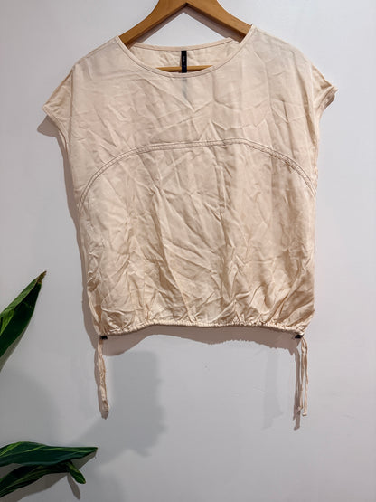 Nyne Cap Sleeve Top Size 10
