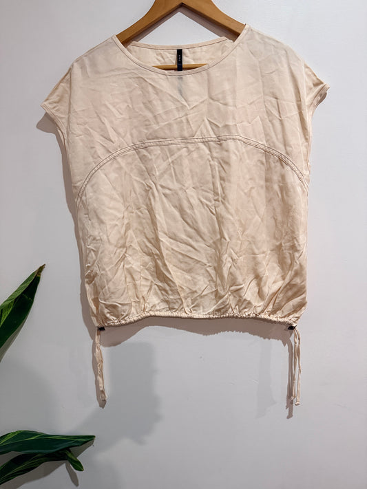 Nyne Cap Sleeve Top Size 10