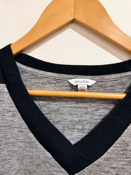 Calvin Klein V-neck Top Size XS/TP