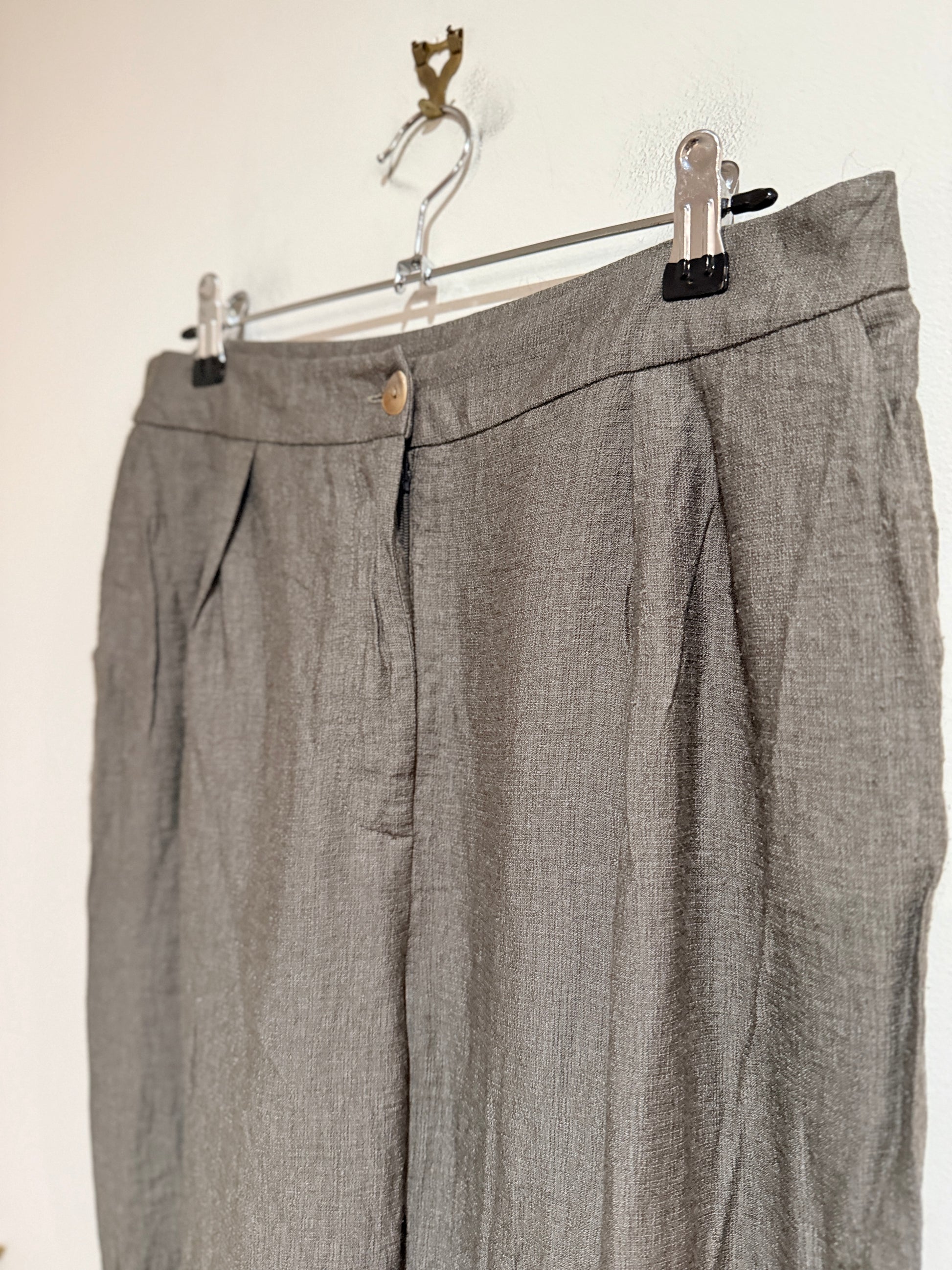 Annah Stretton (NZ Made) Pleated Trousers Size 10