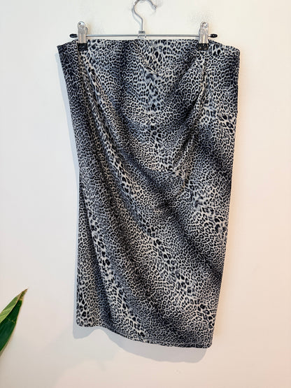 Paula Ryan (NZ Made) Midi Skirt Size M
