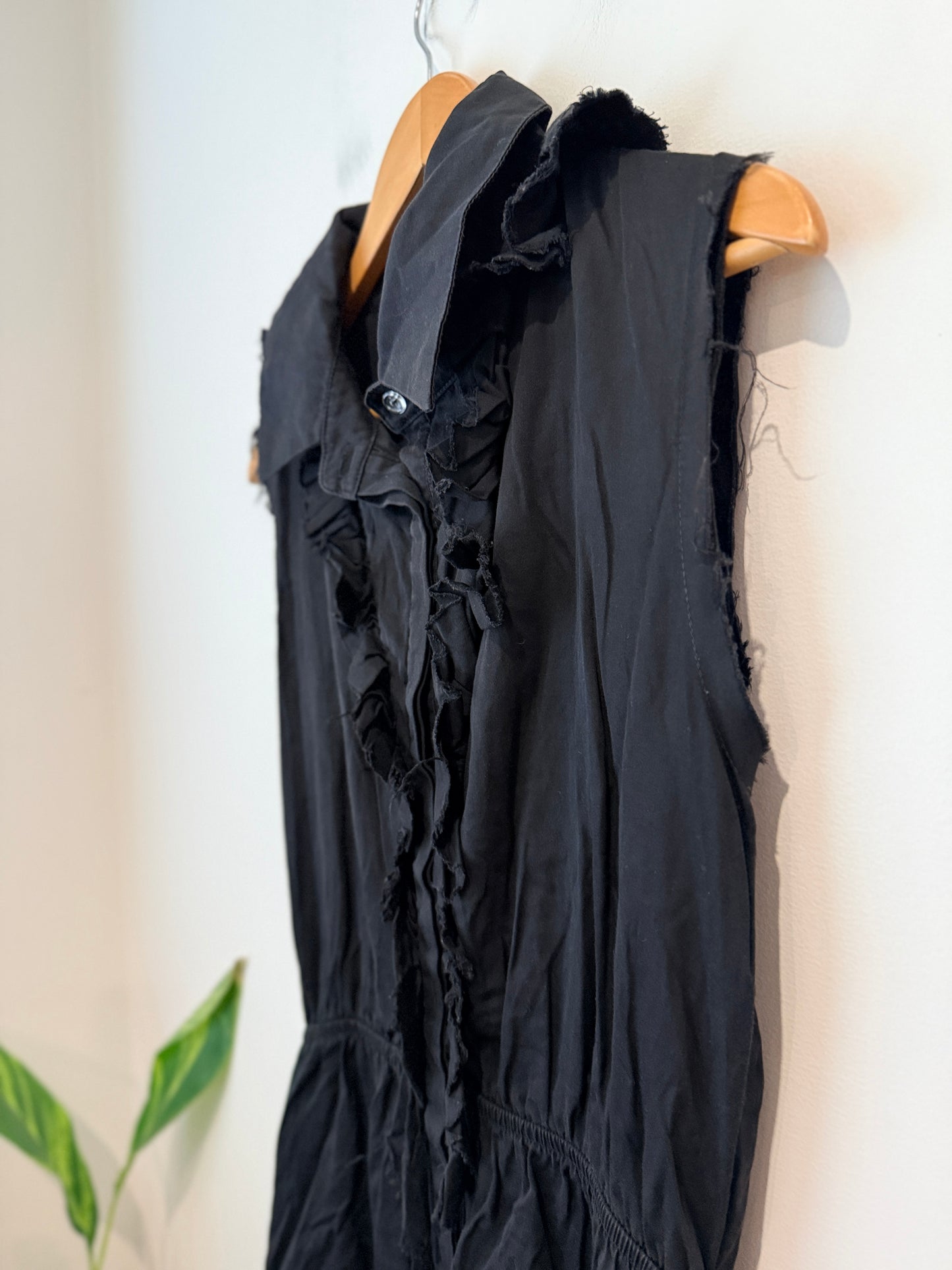 Lonely Hearts (NZ Made) Ruffle Dress Size 8