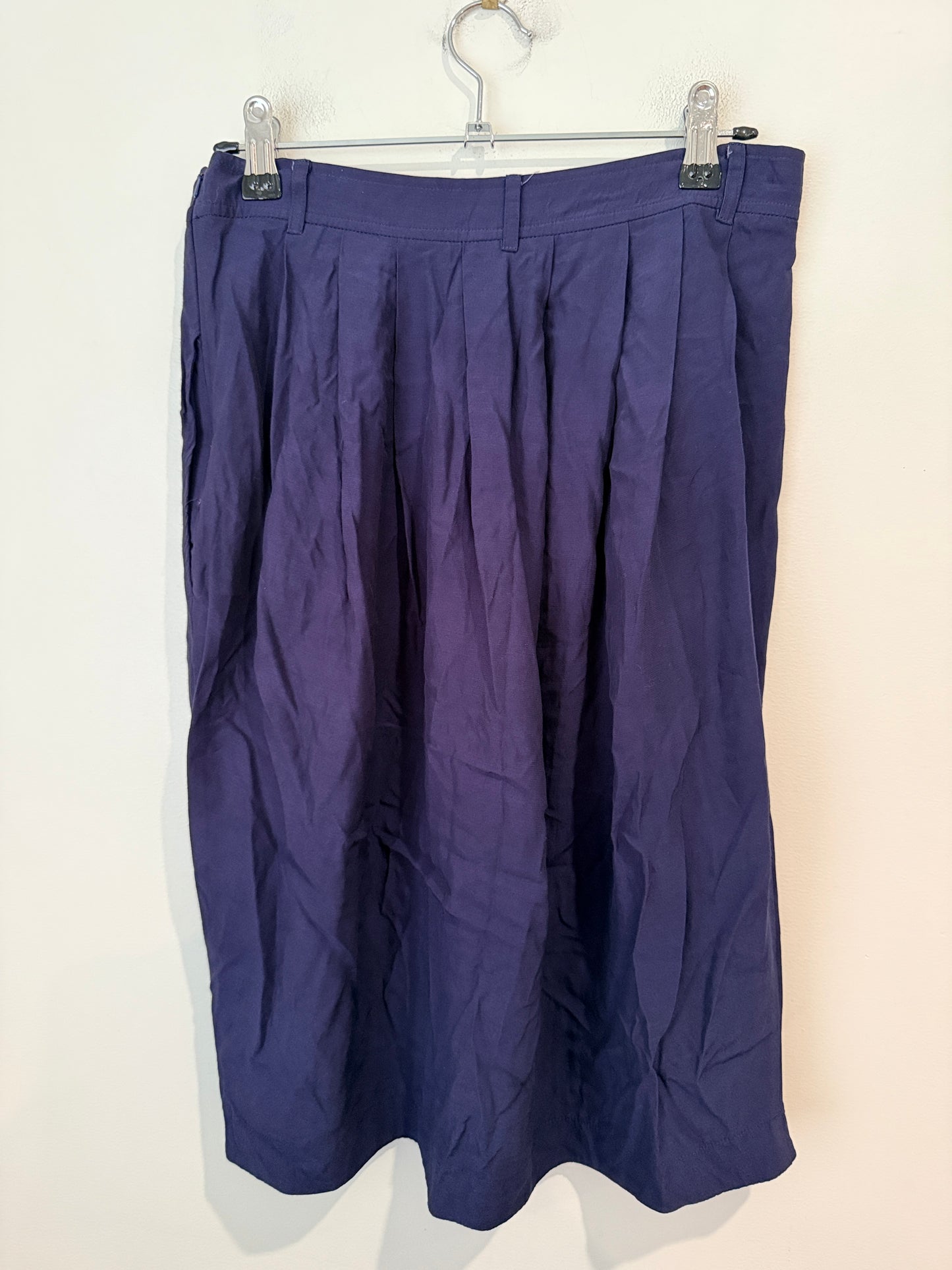 Ingrid Starnes (NZ Made) Pleated Skirt Size 10