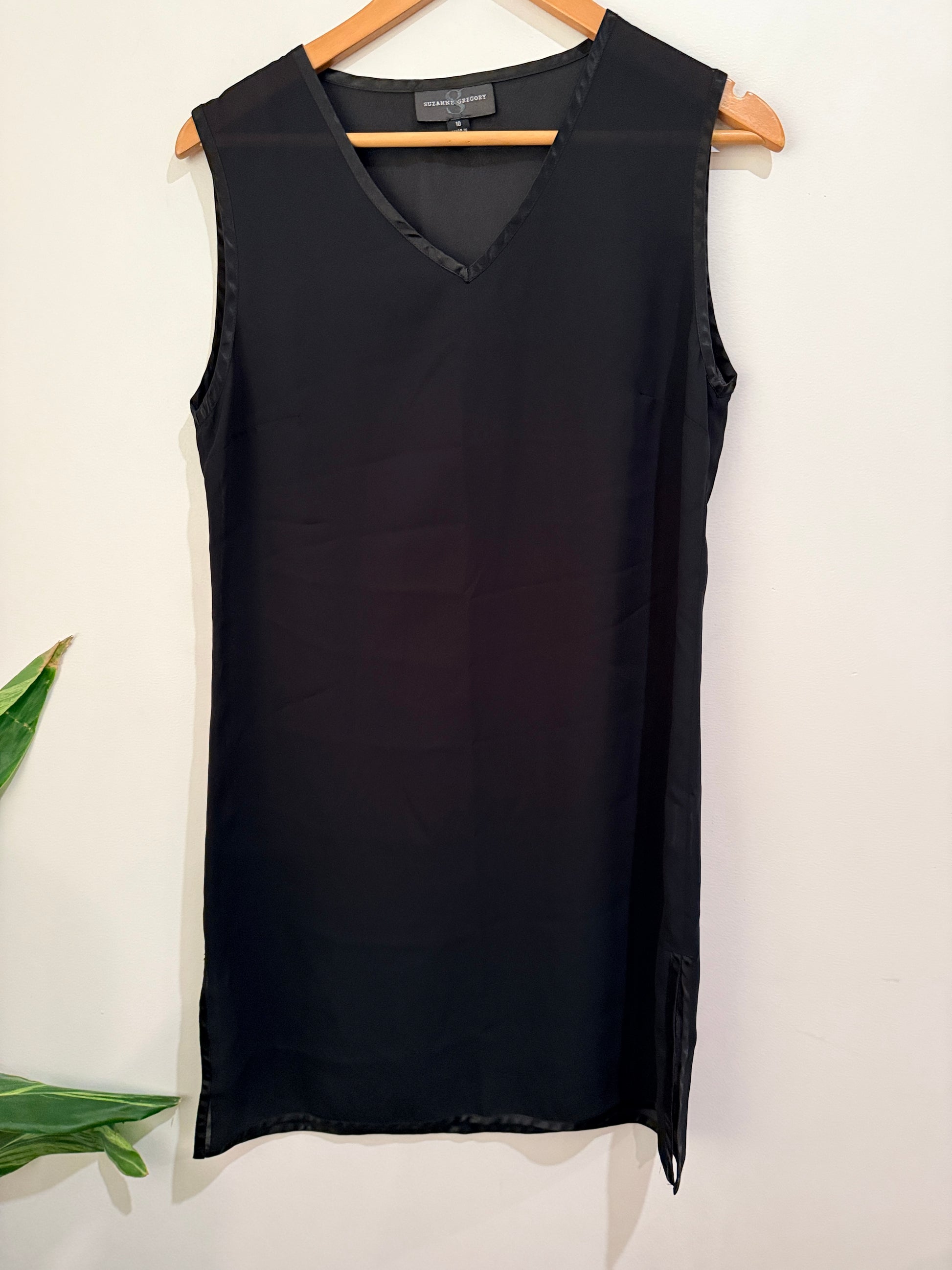 Suzanne Gregory (NZ Made) Sleeveless Black Top Size 10