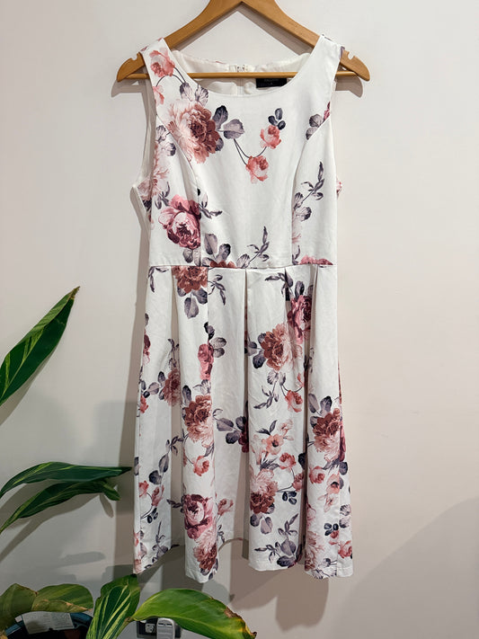 Pagani Floral Sleeveless Dress Size 12