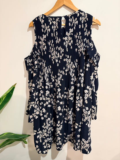 Witchery Cold Shoulder Dress Size 16