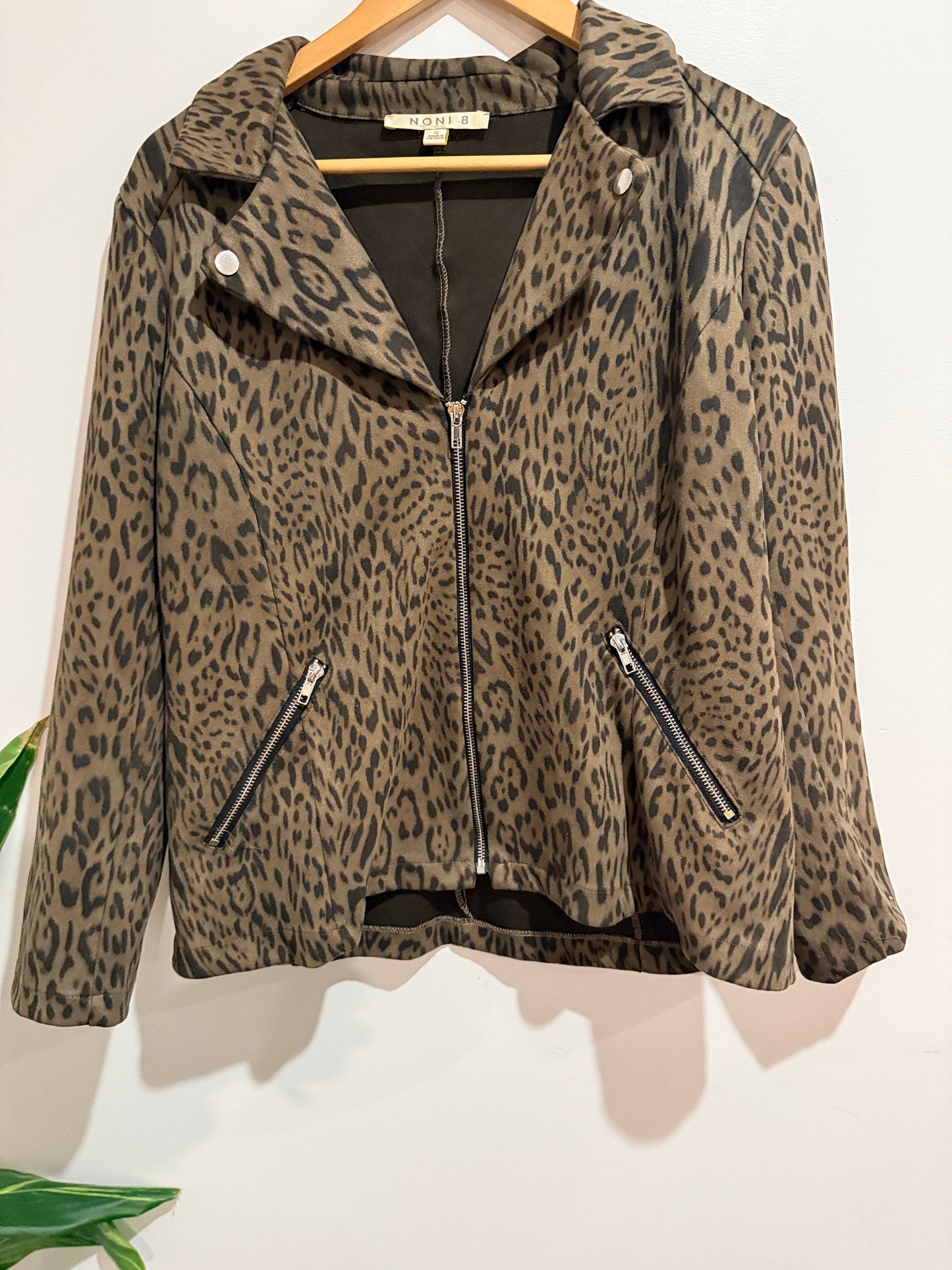 Noni B Leopard Print Zip Jacket Size 12