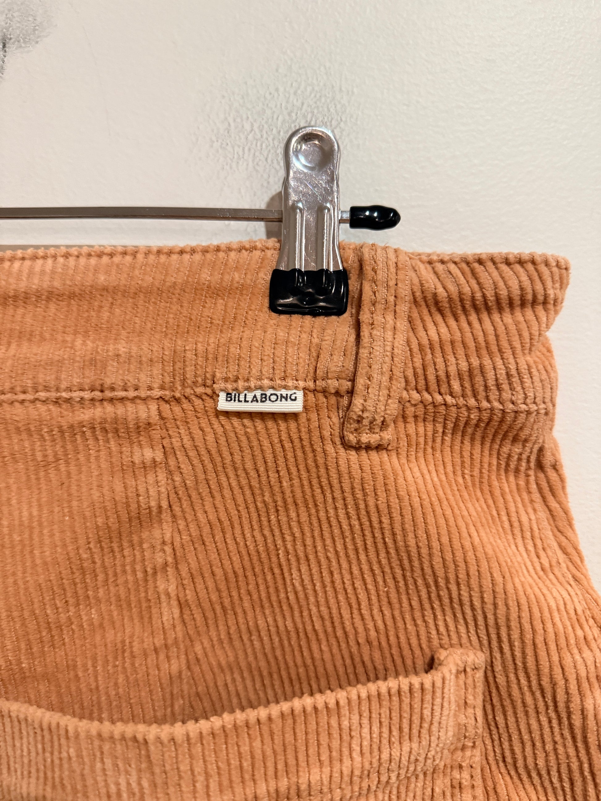 Billabong Corduroy Shorts Peach Size 29 (40cm waist)