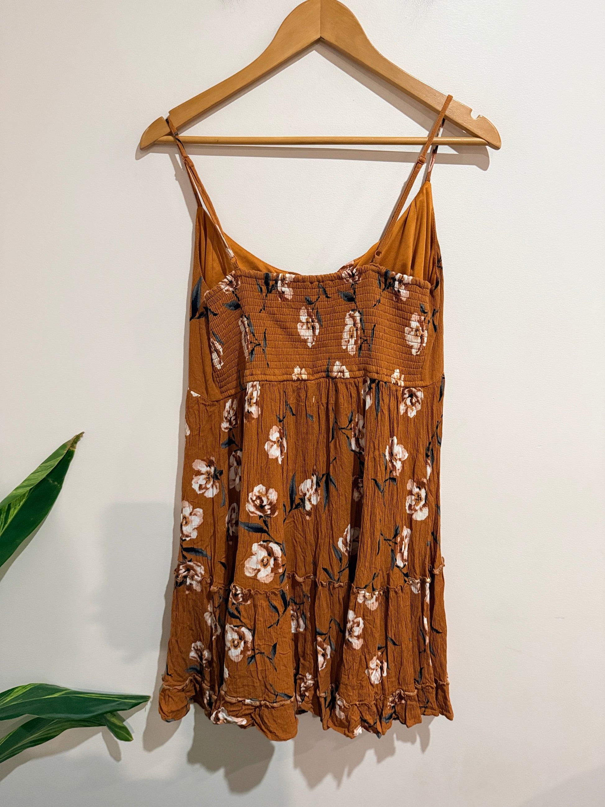 Land Of Gypsies Brown Floral Tie Front Cami Dress Size 16
