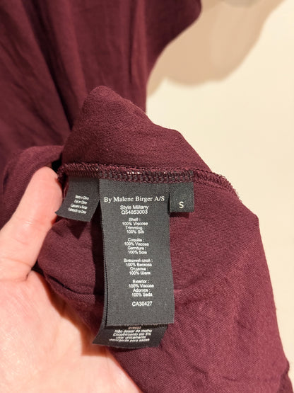 By Malene Birger Millany V-neck Top Plum Size S