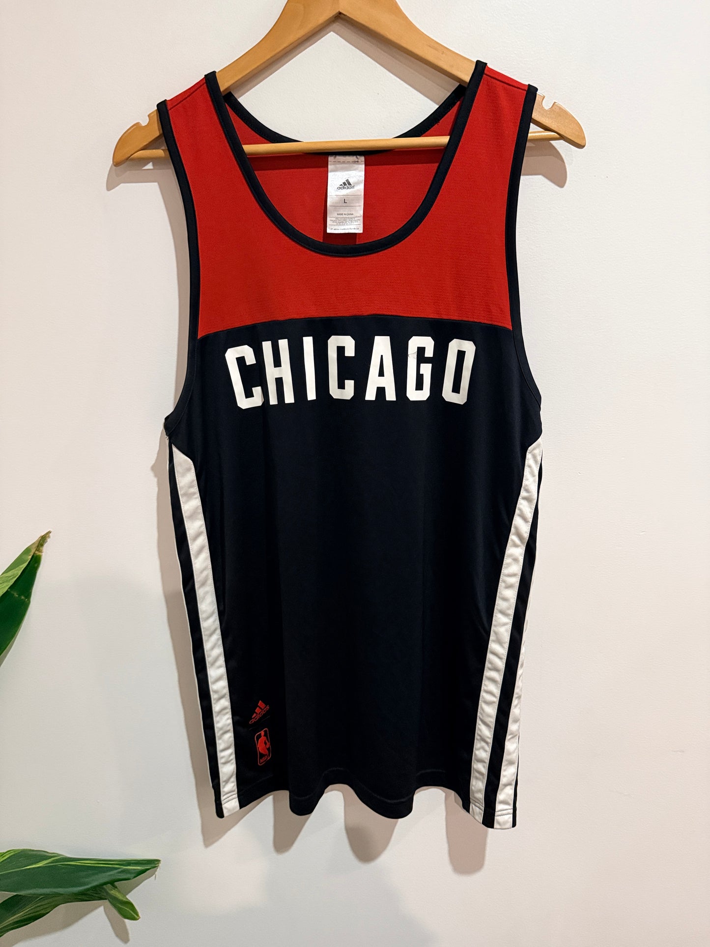 Adidas Adidas NBA Chicago Bulls Singlet Red & Black Size Large (L)