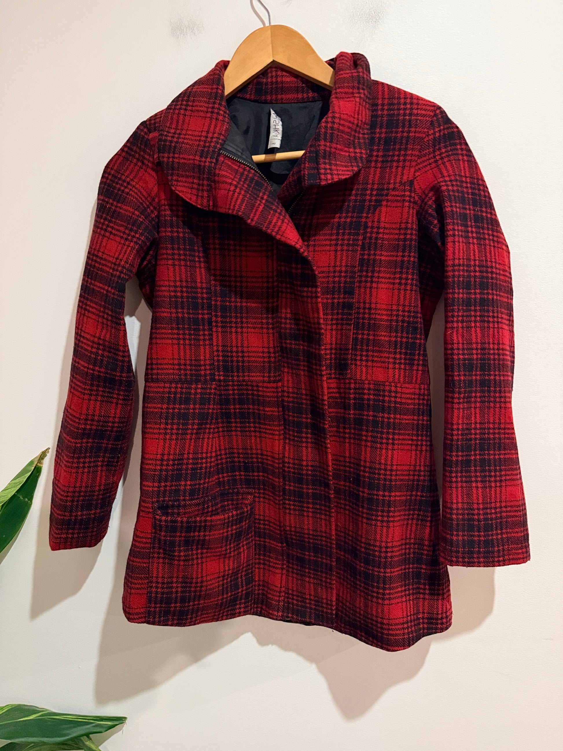 Ishka Red & Black Plaid Wool Blend Coat Size Small (S) U/arm to U/arm 46cm