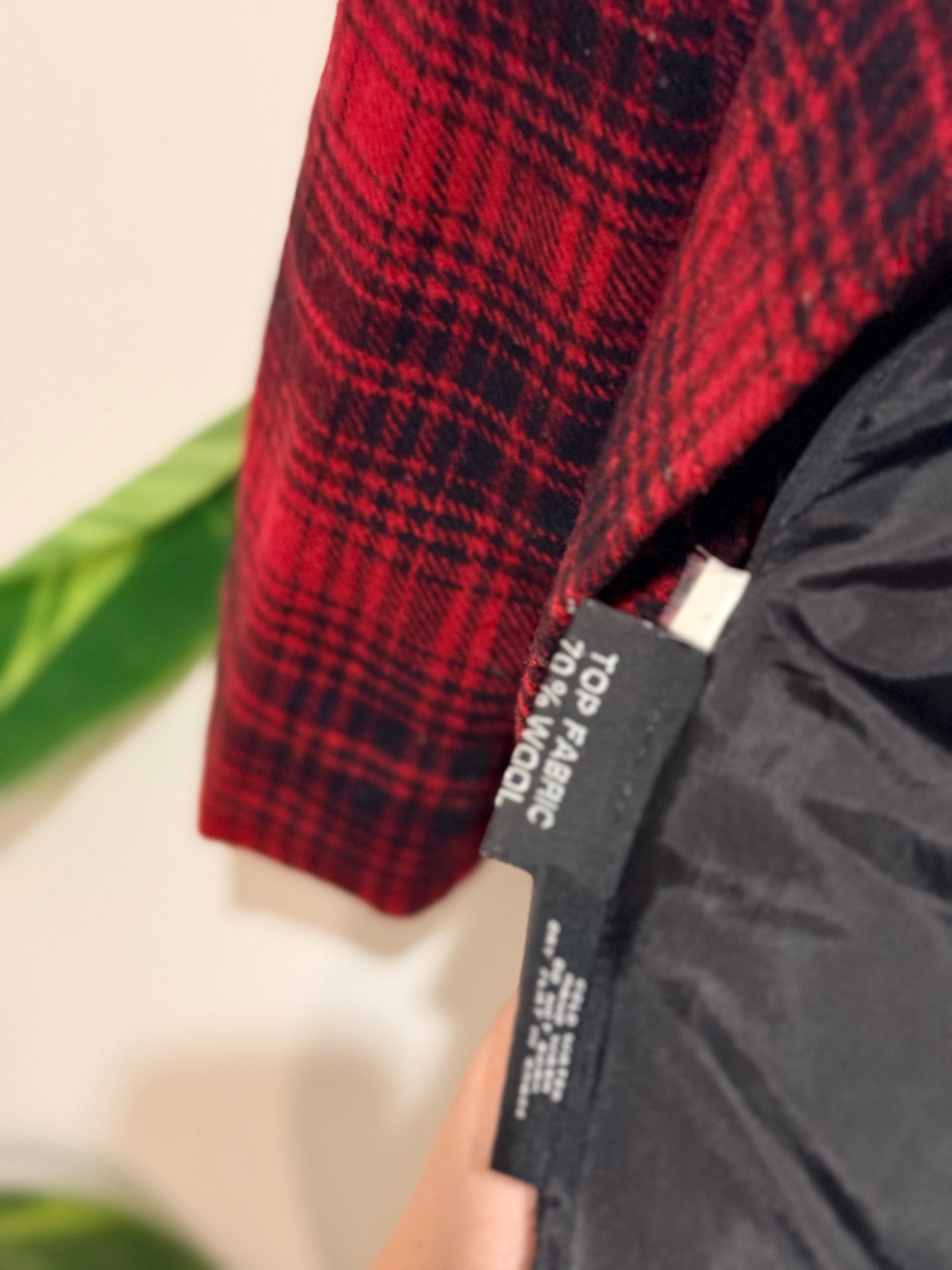 Ishka Red & Black Plaid Wool Blend Coat Size Small (S) U/arm to U/arm 46cm