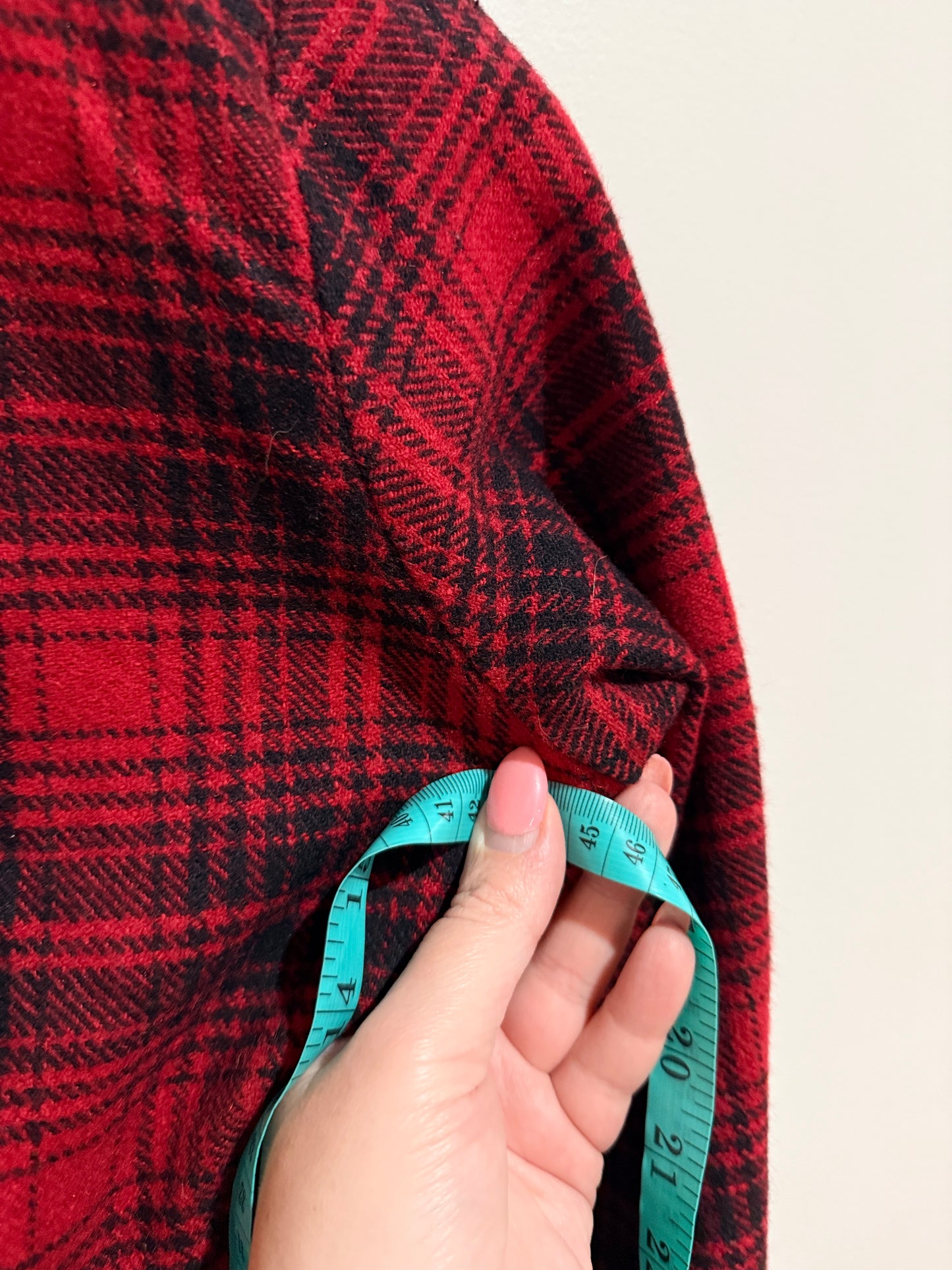Ishka Red & Black Plaid Wool Blend Coat Size Small (S) U/arm to U/arm 46cm