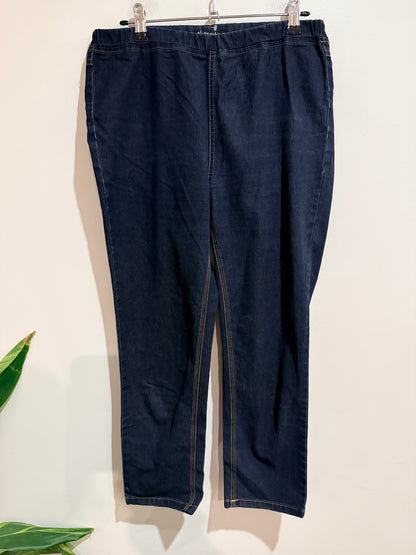 Vassalli Pull-on Stretch Jeans - Dark Wash Size 10