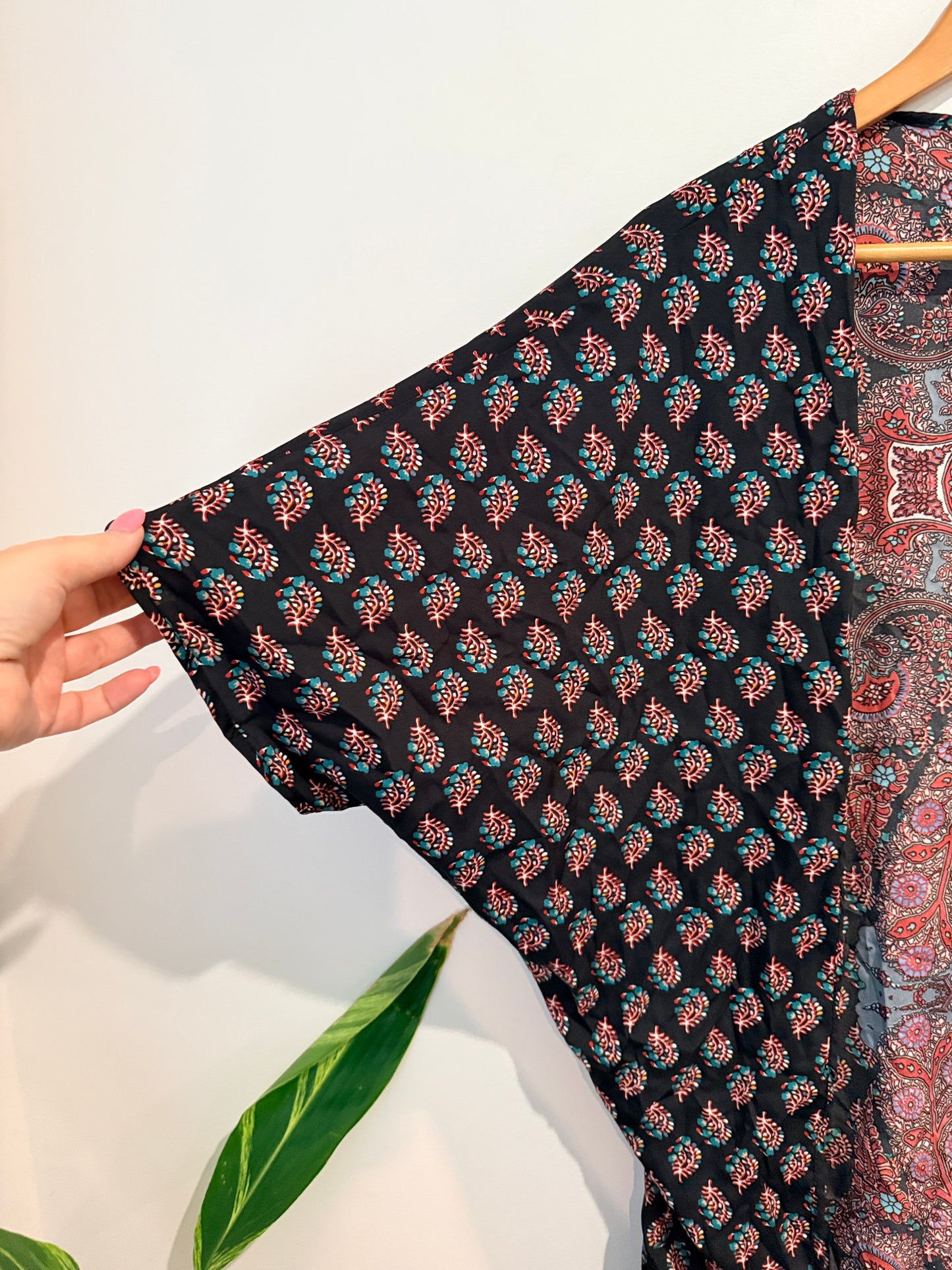 Boohoo Paisley Print Kimono Cover-up - Black/Multi Size S