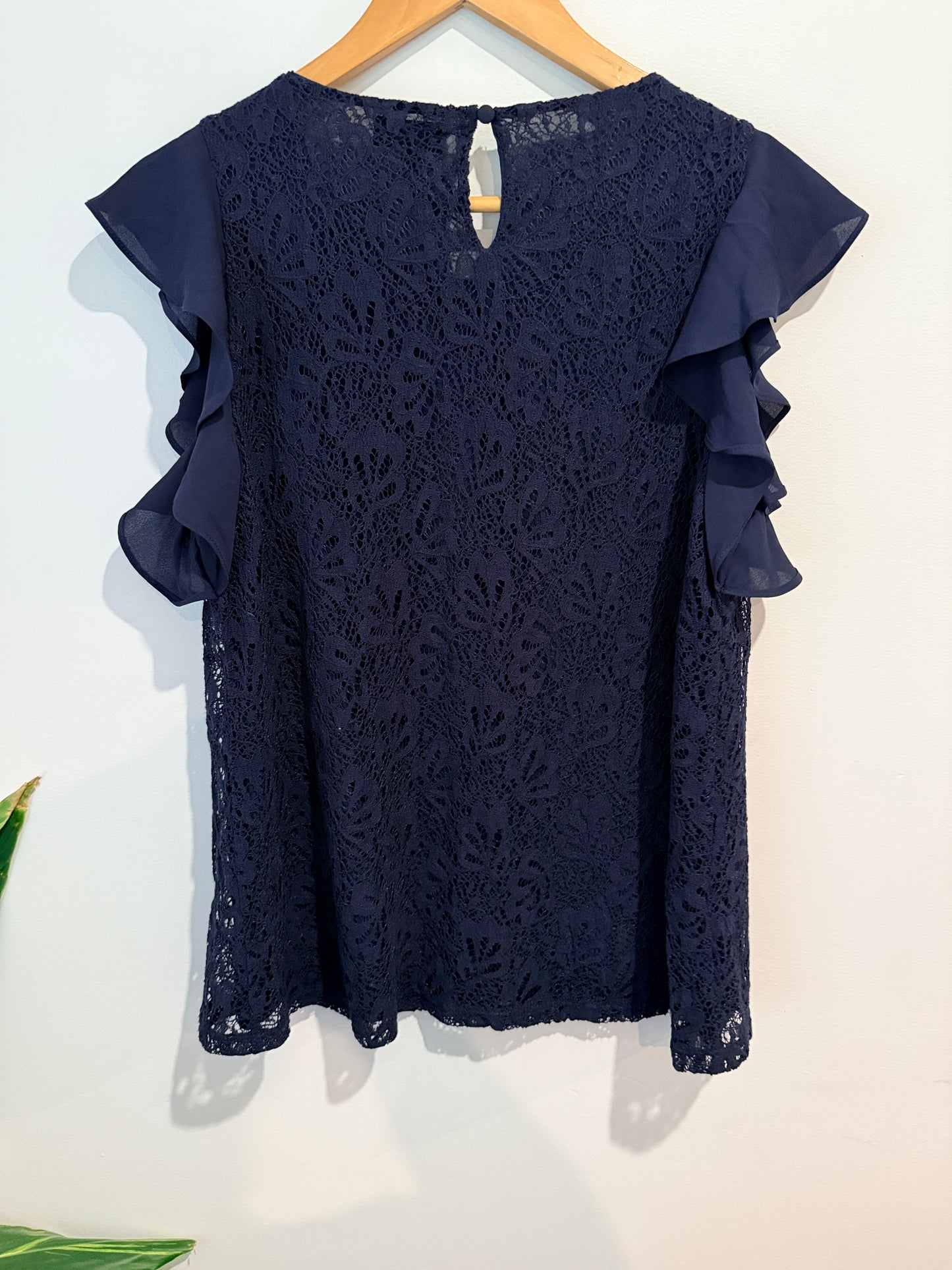 The Limited Lace Ruffle Sleeve Top - Navy Size L