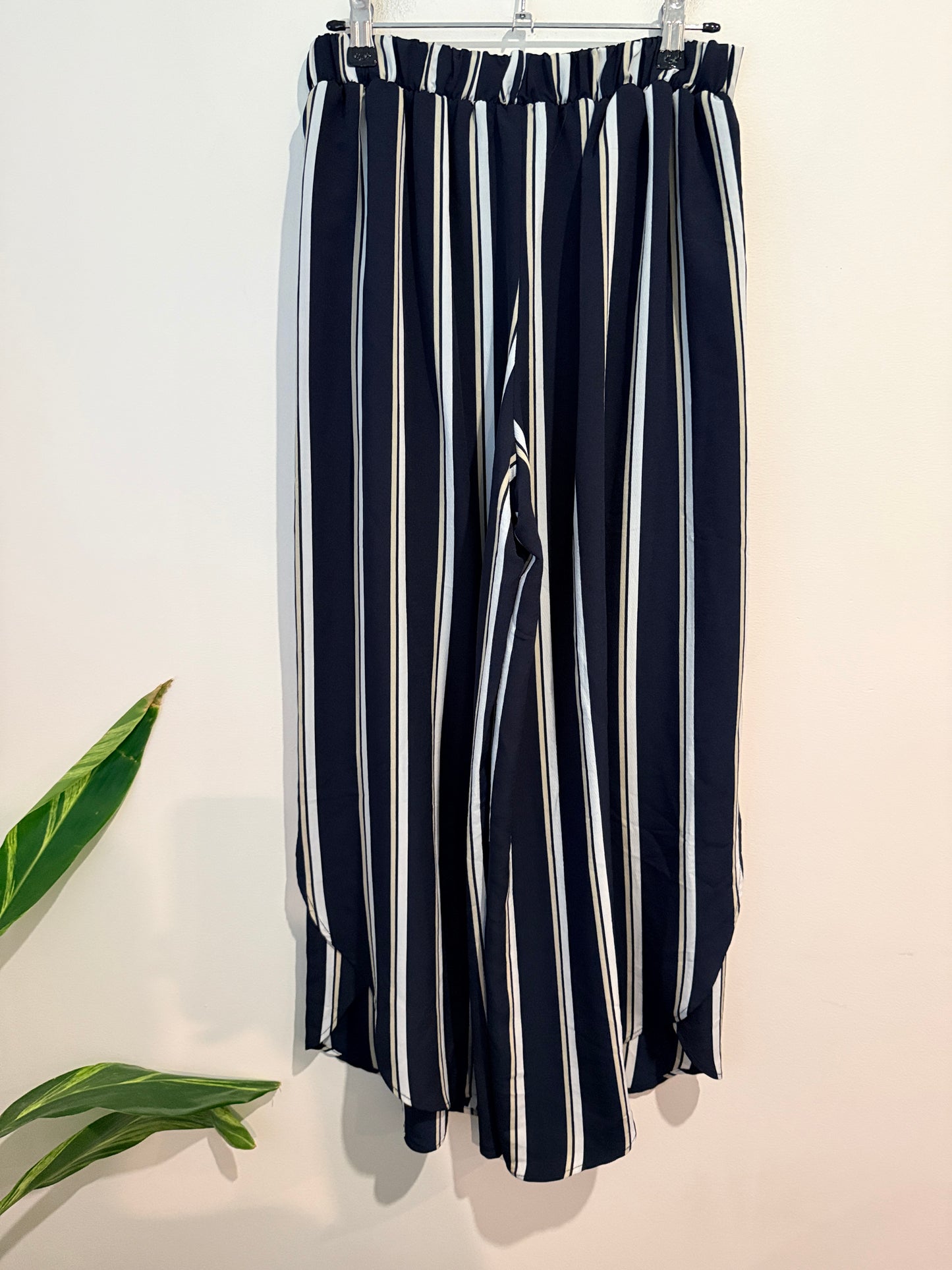 Crossroads Striped Wide Leg Culottes Size 8