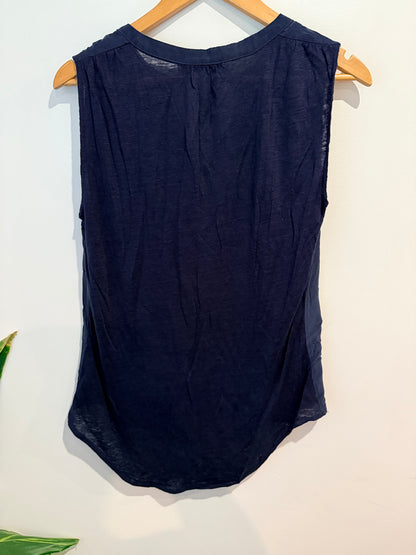 Amour Vert Silk Sleeveless Blouse - Navy Size S