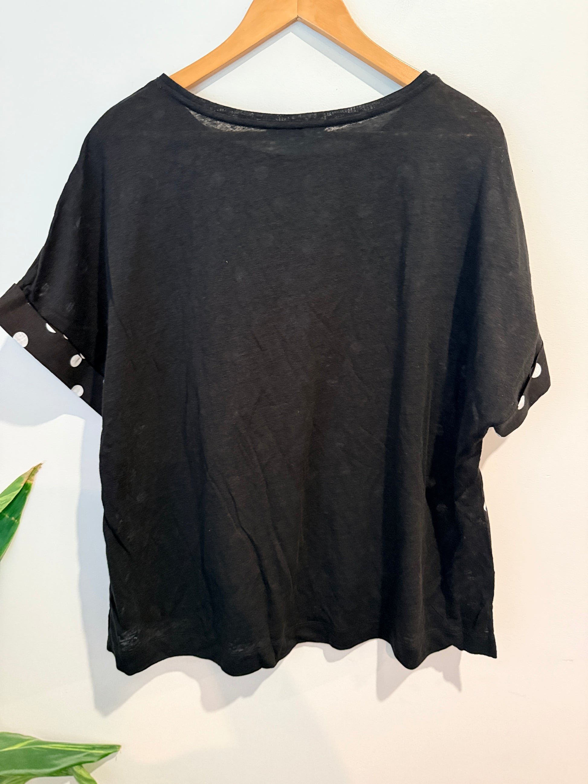 Blue Illusion Polka Dot Linen Top - Black/White Size XL U/arm to U/arm: Approx. 63cm