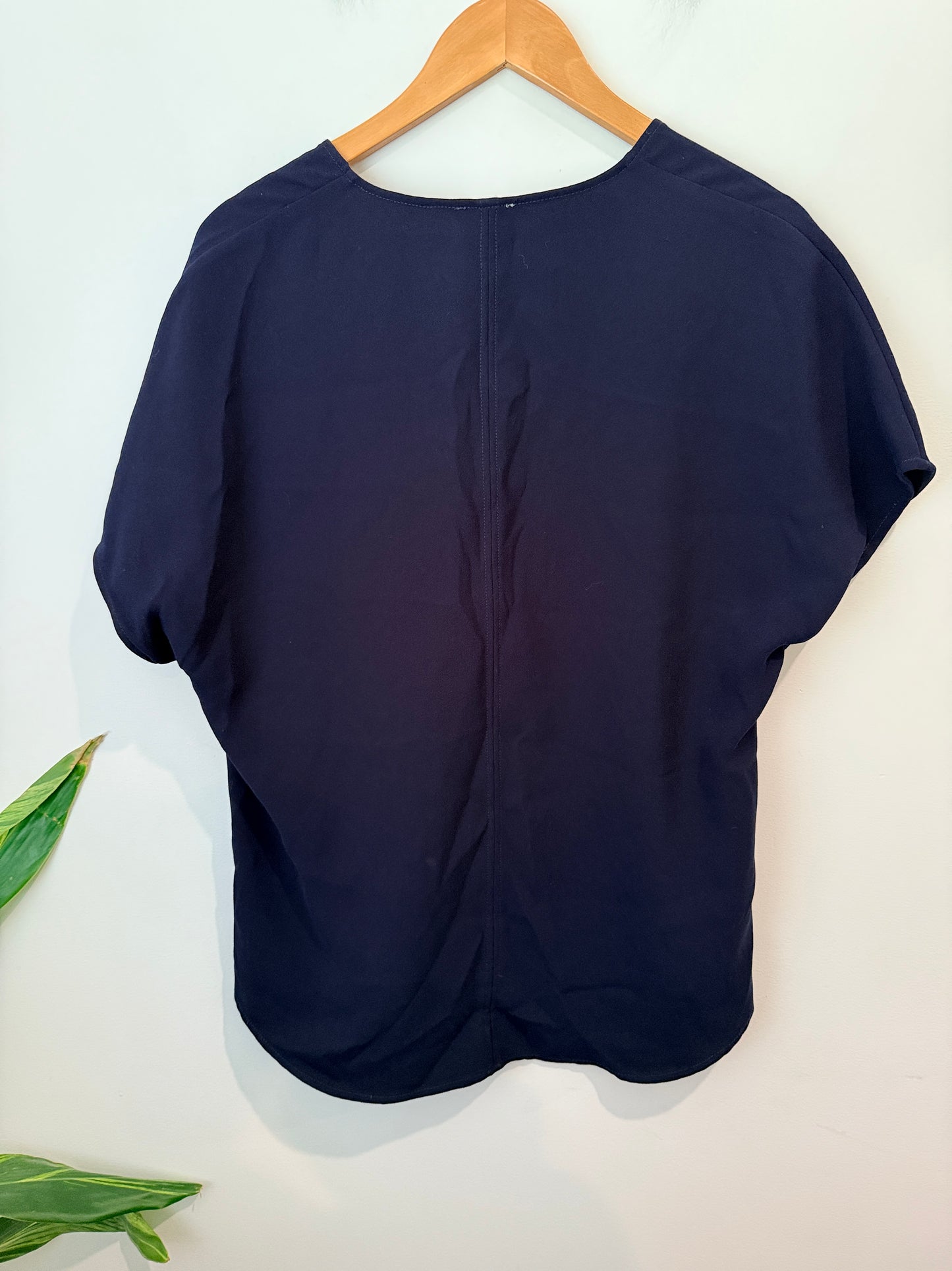 Witchery V-neck Cap Sleeve Top - Navy Size 12