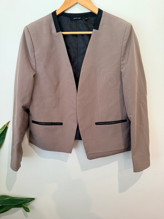 Globus Collarless Open Front Blazer Size XL U/arm to U/arm: 55cm