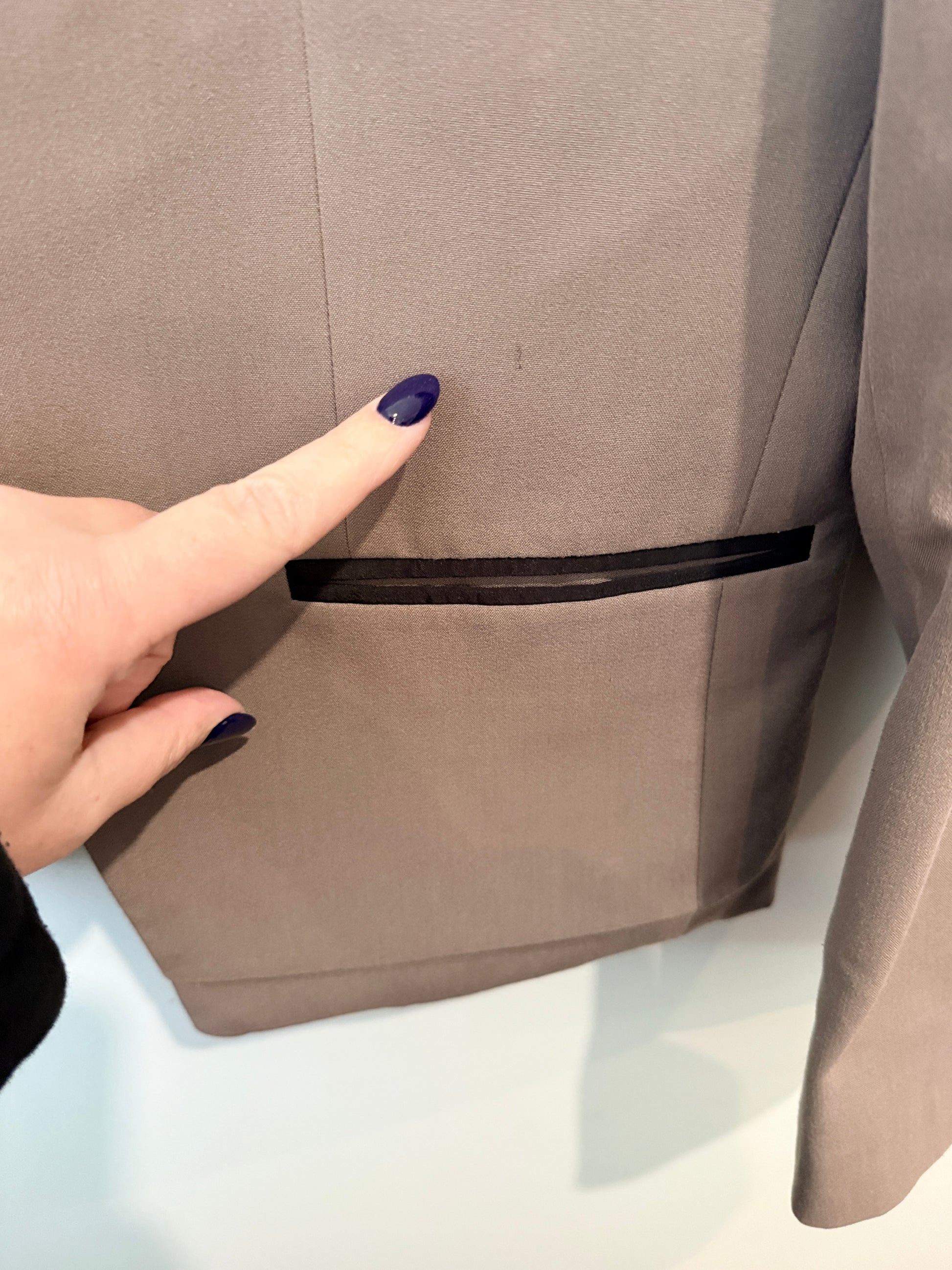 Globus Collarless Open Front Blazer Size XL U/arm to U/arm: 55cm