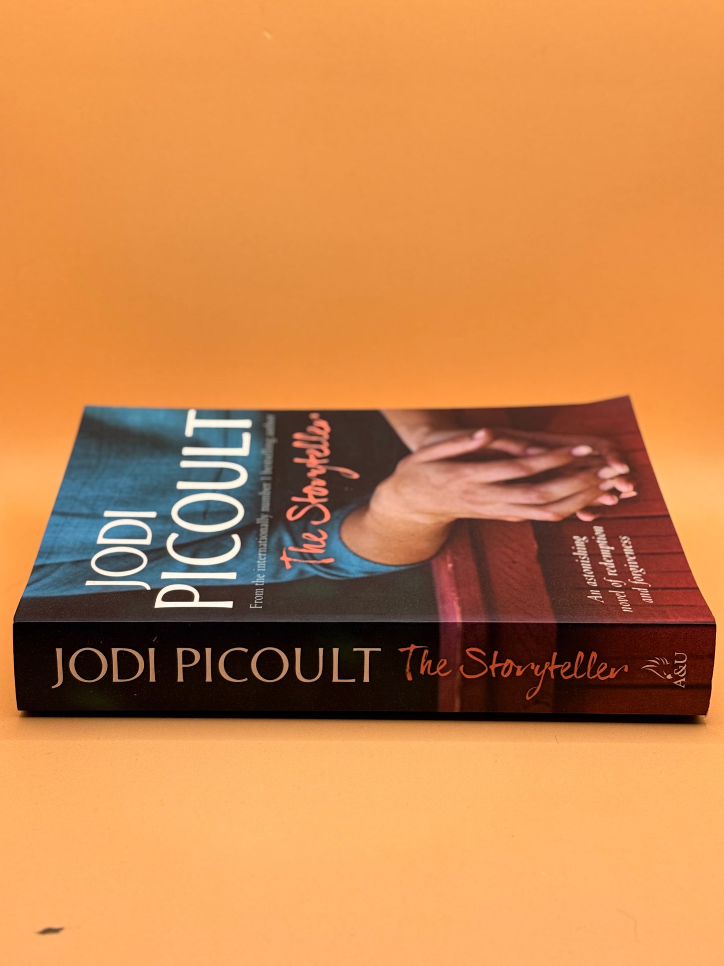 The Storyteller by Jodi Picoult