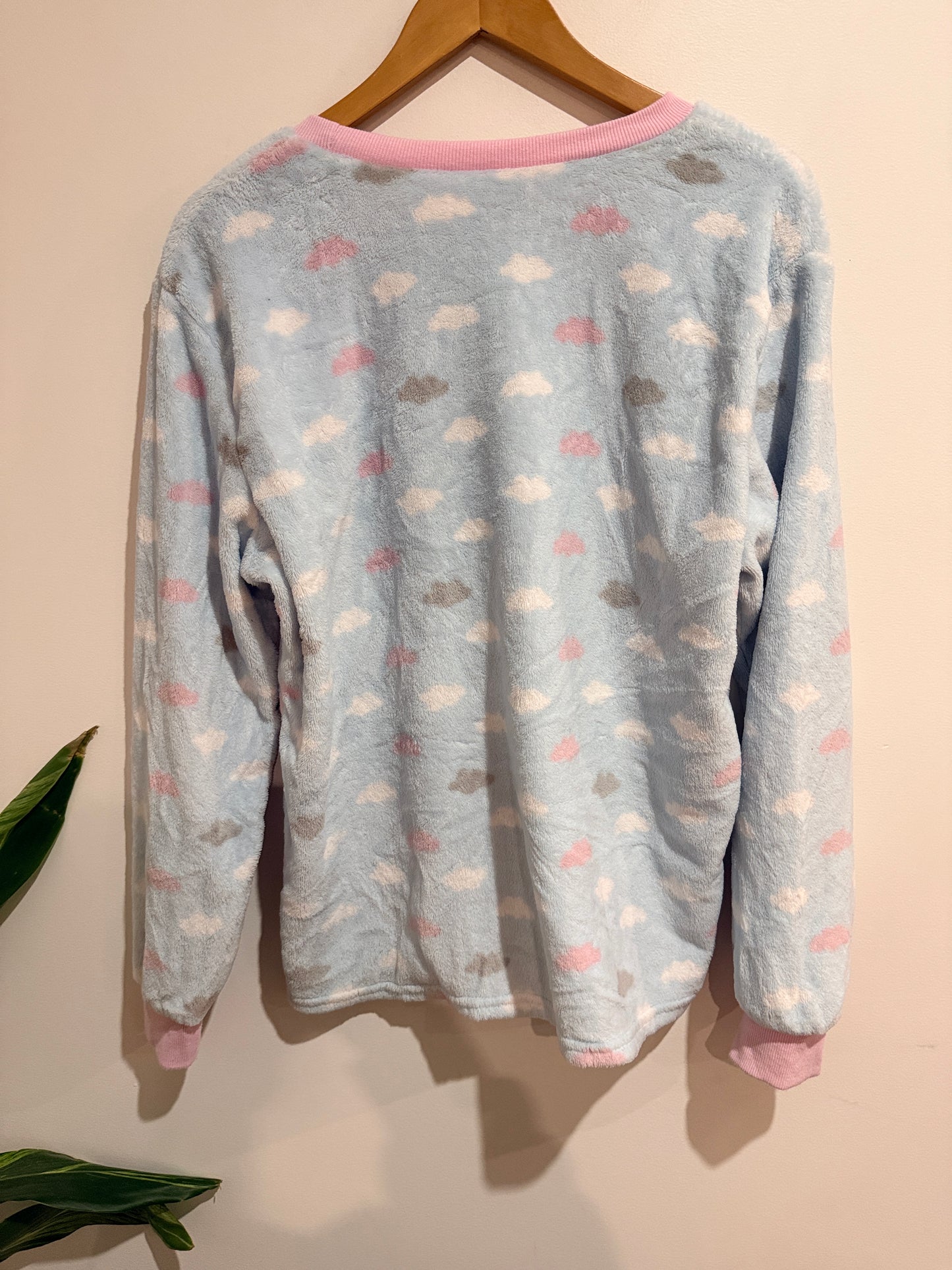 BB&B Sleep Fluffy Loungewear Top Size M/L