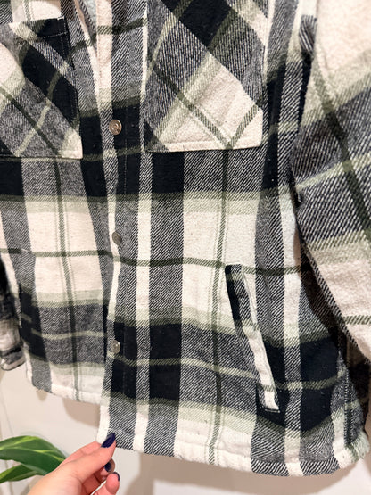 Plaid Flannel Jacke Size U/Arm to U/Arm 49cm