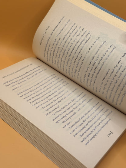 Between the Lines by Jodi Picoult & Samantha van Leer