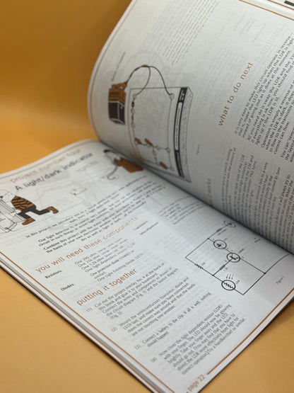 Funway Into Electronics Volume 1 by Sam Voron and Ross Tester