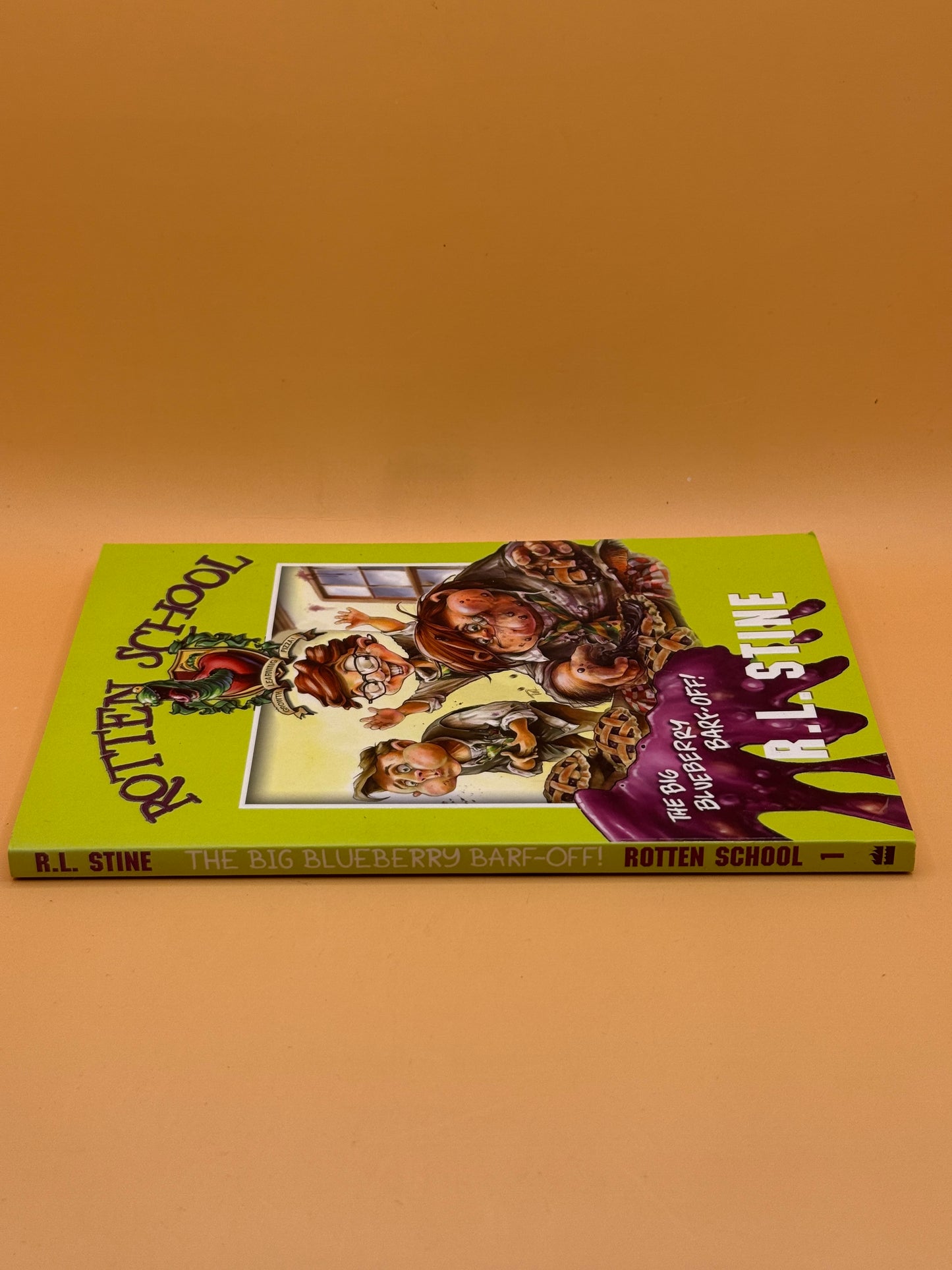 Rotten School: The Big Blueberry Barf-Off! by R. L. Stine