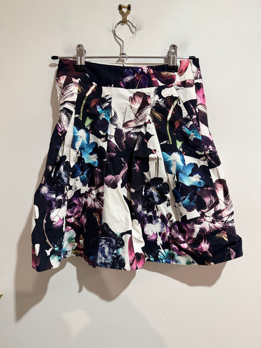 Portmons Floral Mini Skirt Size 6