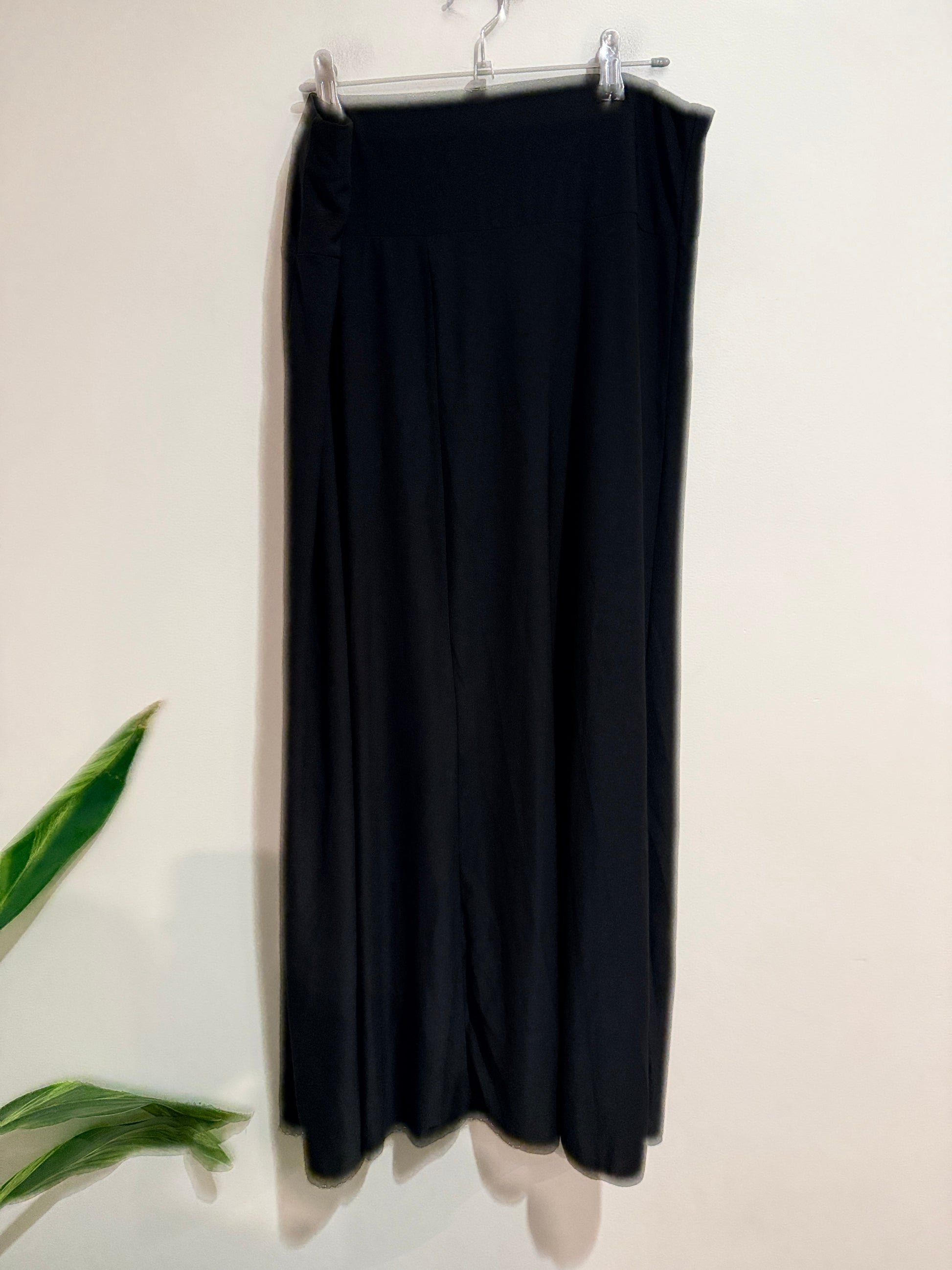 FY Fashion Maxi Skirt Size Waist 90cm