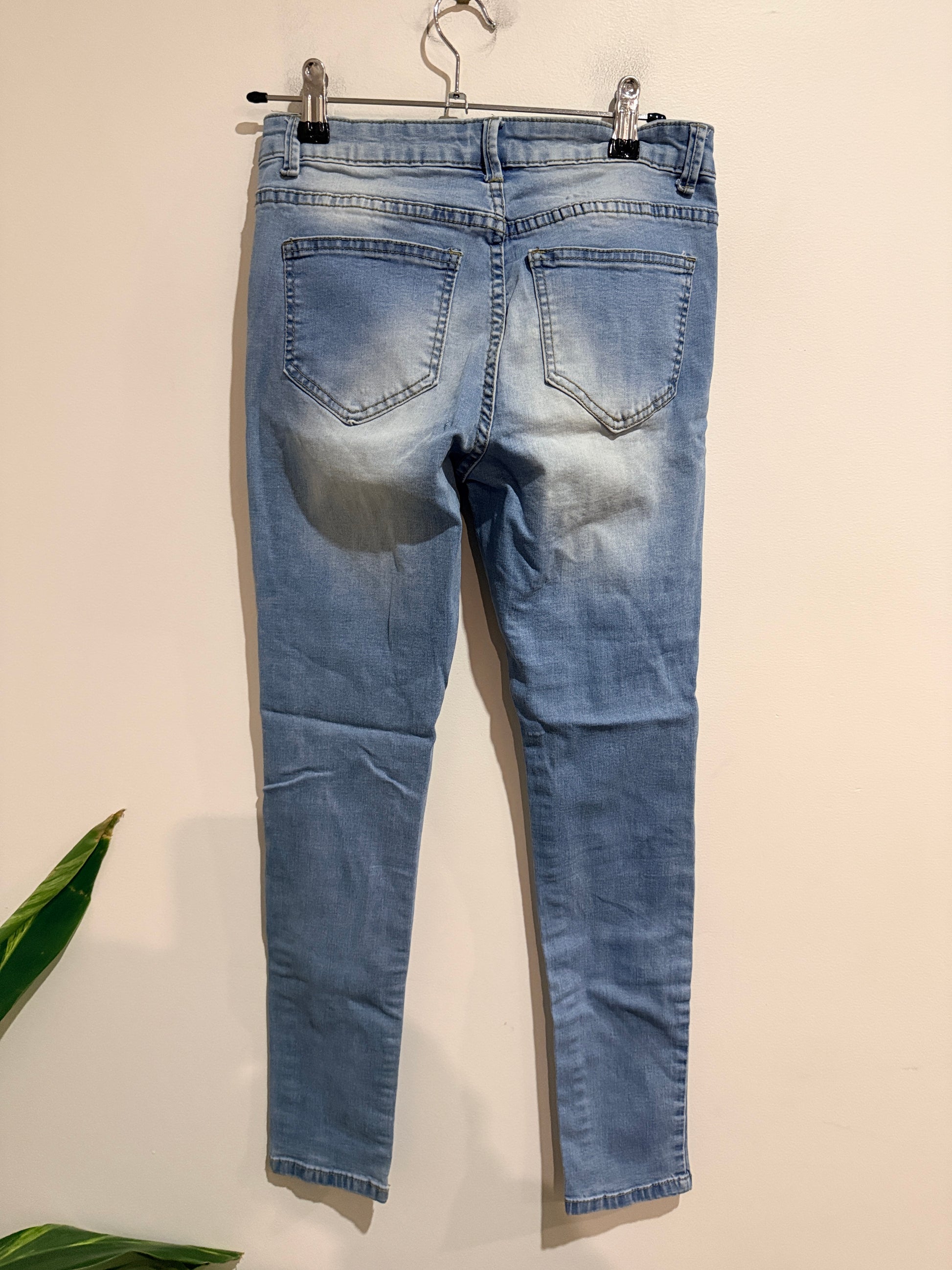 Mirrou Distressed Skinny Jeans Size 8